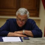 Antonio Tajani dimentica gli occhiali a Roma e l’ambasciata italiana acquista low cost a Washington