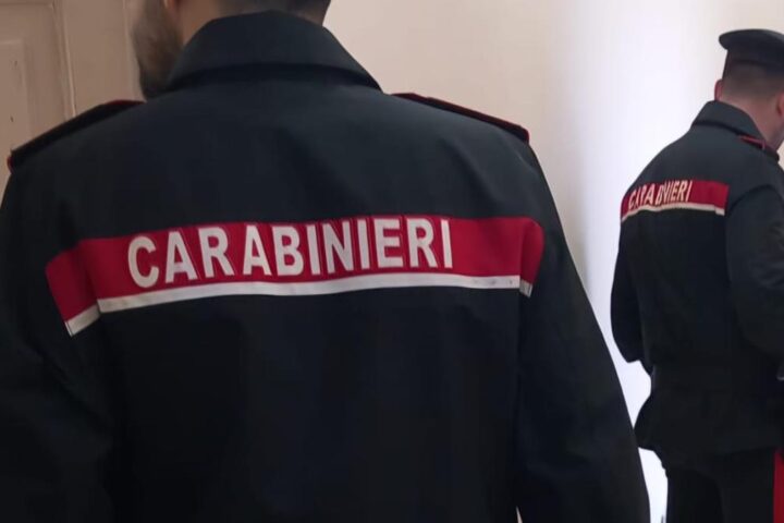 Arrestati a Treviso giornalista e insegnante per pornografia minorile e violenza sessuale