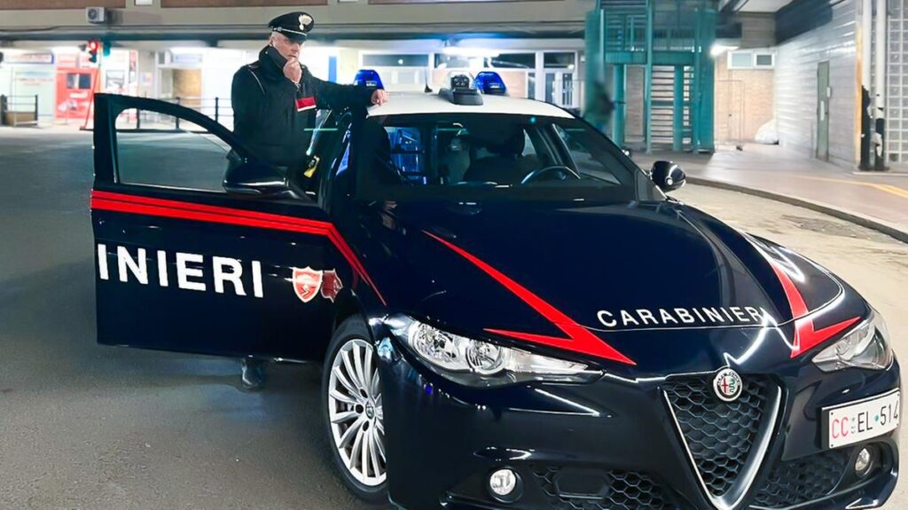 Arrestati un giornalista e un'insegnante per pedopornografia a Roma e Treviso