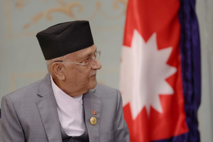 Arrestato l'ex premier del Nepal Oli per negligenza durante le proteste di settembre