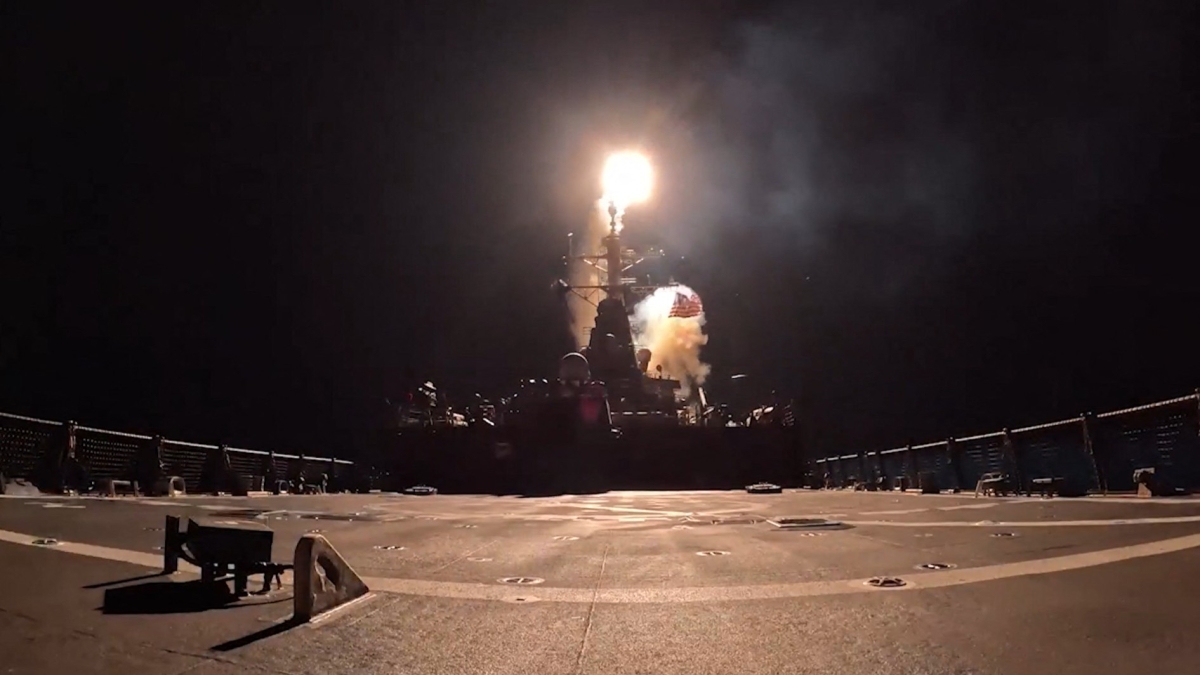 Attacco sottomarino americano affonda nave da guerra iraniana al largo dello Sri Lanka