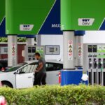 Automobilisti italiani affollano i distributori sloveni per il rifornimento a prezzi vantaggiosi