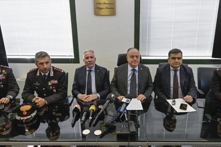 Blitz contro il clan dei Casalesi, 23 arresti tra Napoli e Spagna