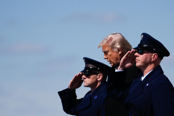 Bremmer: Trump in trappola, recessione inevitabile dopo l'attacco all'Iran