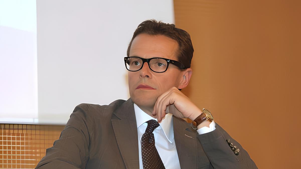 Caso David Rossi, scontro tra Famli e Gianluca Vinci sulla consulenza di Robbi Manghi