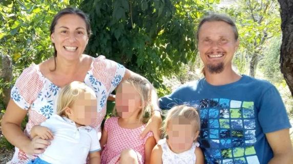 Catherine Birmingham chiede il trasferimento della sua famiglia in una nuova struttura di accoglienza