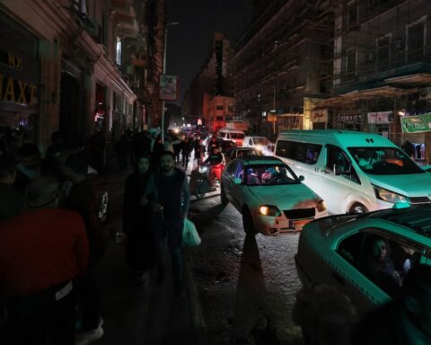 Egitto, chiusura notturna di attività per crisi energetica: nuova misura da sabato