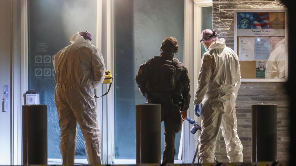 Esplosione all'ambasciata americana a Oslo, la polizia indaga su un attacco mirato con legami con l'Iran