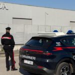 Furto alla fabbrica Prada di Dolo: commando ruba centinaia di scarpe nella notte