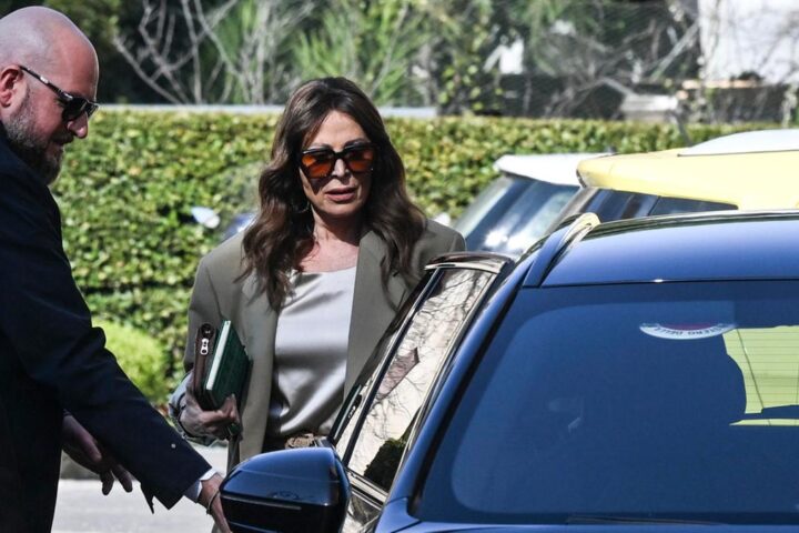 Giorgia Meloni in crisi: la posizione di Daniela Santanché è a rischio dopo il referendum