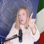 Giorgia Meloni utilizza autotune per promuovere il referendum sulla Giustizia con Fedez