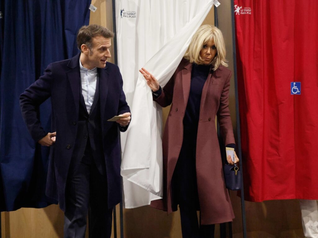 Grégoire in testa a Parigi nelle elezioni municipali, Dati e lepenisti in lizza a Marsiglia e Nizza