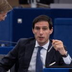 Hoekstra, commissario Ue al clima, in visita a Roma: l'Europa deve puntare all'indipendenza energetica