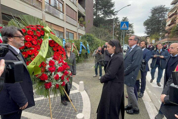 Il 48esimo anniversario di via Fani: Meloni descrive una pagina dolorosa, declassificati 64 documenti sul caso Moro