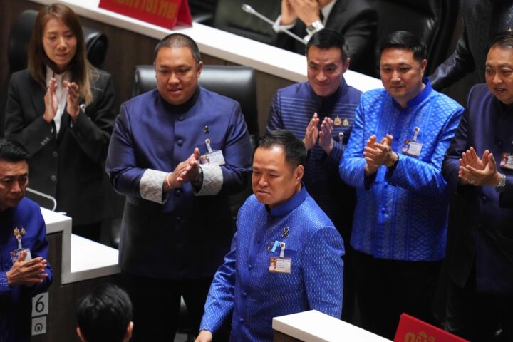 Il parlamento thailandese riconferma Anutin Charnvirakul come primo ministro dopo la vittoria elettorale