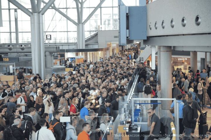 Il Parlamento Ue approva nuove norme per la protezione dei viaggiatori nei pacchetti all-inclusive