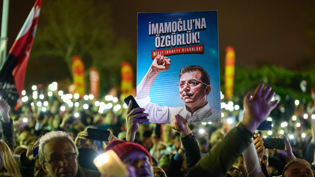 Imamoglu: «In carcere ma ancora candidato, la Turchia dovrà rinascere»