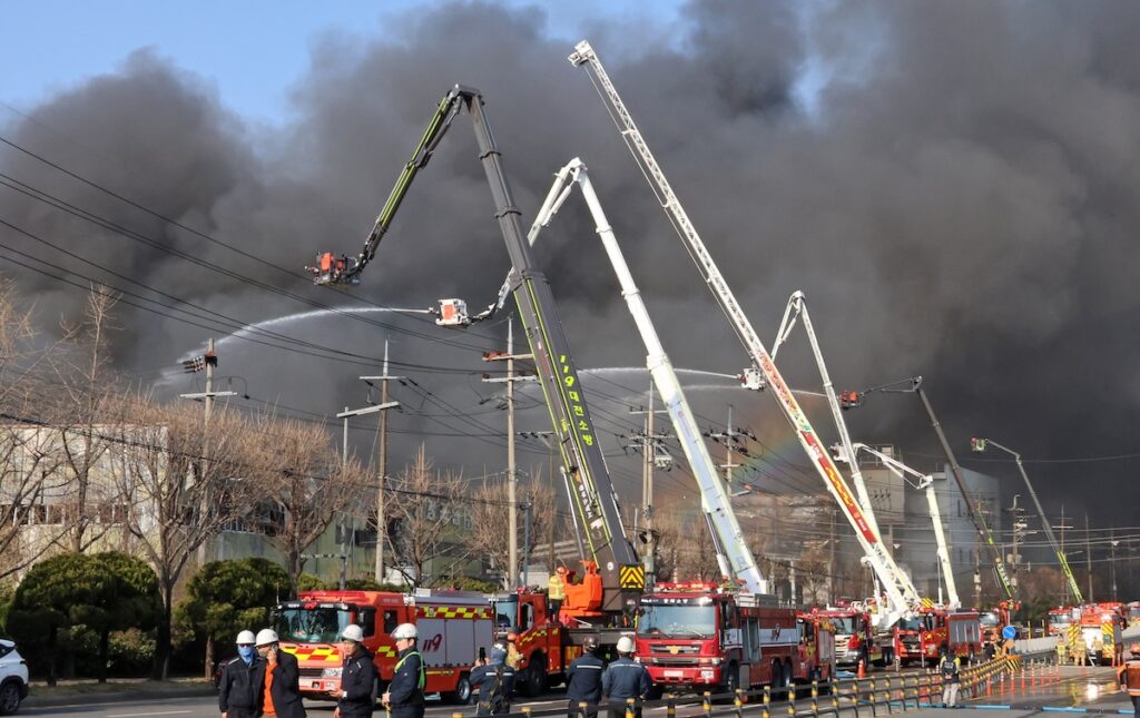 Incendio in fabbrica di componenti auto a Daejeon: 11 morti e 59 feriti