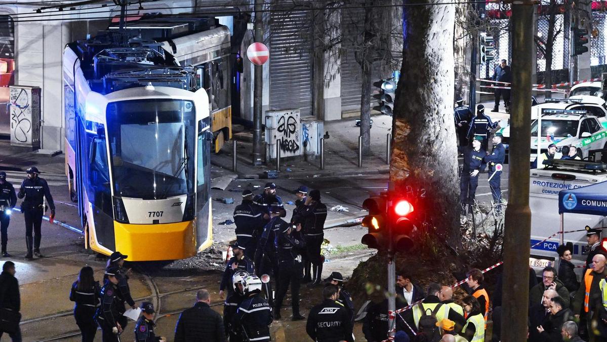 Indagine sul conducente del tram deragliato a Milano, si valutano cause di malore