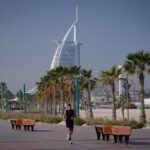 Influencer in difesa di Dubai dopo attacchi iraniani a luoghi simbolici della città