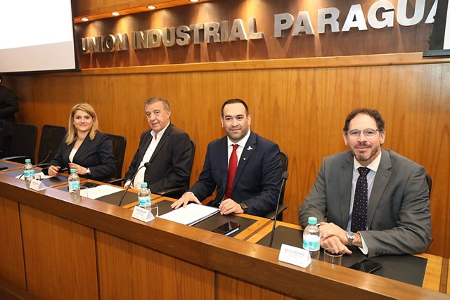 Italia e Paraguay: Tripodi inaugura il Forum Economico e promuove la cooperazione bilaterale
