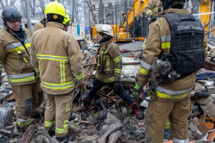 Kiev chiede l'esclusione della Russia dalla Biennale di Venezia dopo la decisione di reintegrare Mosca