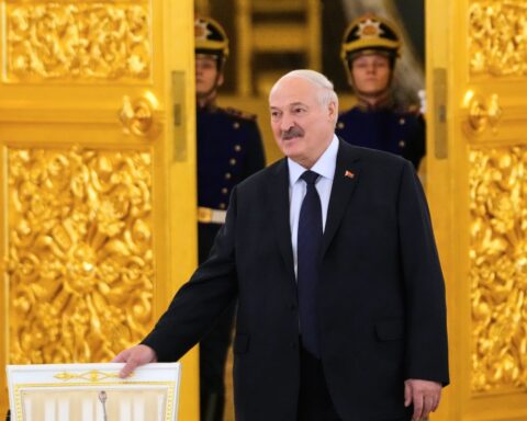 La Bielorussia libera 250 prigionieri politici in cambio dell'allentamento delle sanzioni statunitensi