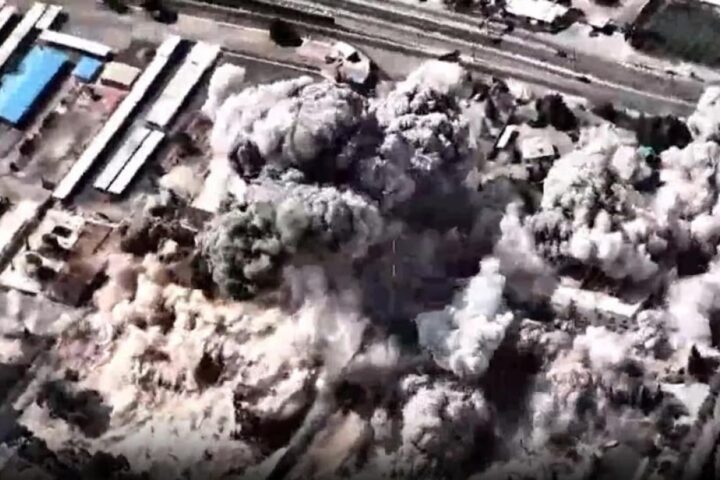 La Cia rintraccia Khamenei, Israele lancia un attacco mortale durante un summit di guerra