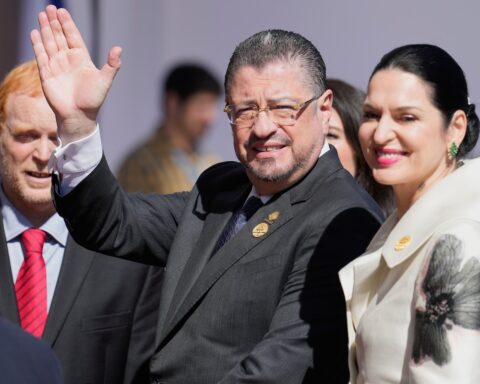 La Costa Rica accetta di ospitare 25 migranti espulsi dagli Stati Uniti ogni settimana