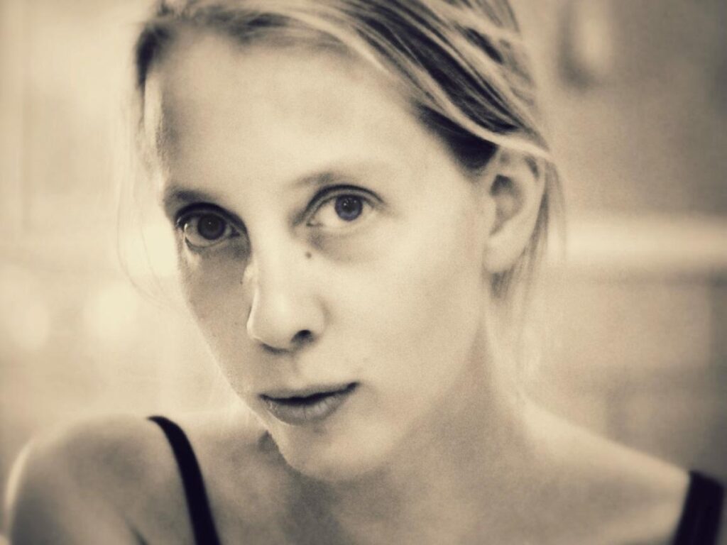 La giornalista americana Shelly Kittleson rapita a Baghdad, esperta di Medio Oriente e collaboratrice di testate italiane