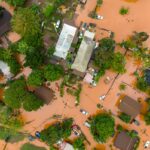 La Hawaii affronta alluvioni storiche da vent'anni, evacuazioni a Oahu per rischio diga