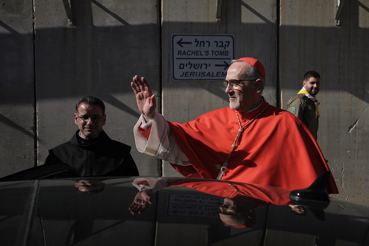 La polizia israeliana impedisce al cardinale Pizzaballa di raggiungere la Basilica del Santo Sepolcro