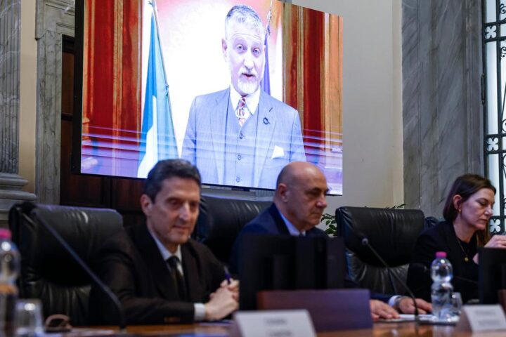 La presenza della Russia alla Biennale di Venezia provoca protesta da parte di 22 Paesi europei