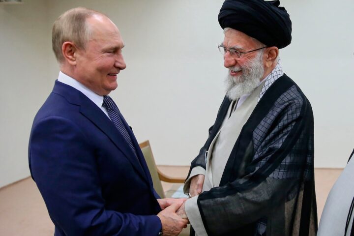 La Russia intensifica la cooperazione militare con l'Iran per colpire obiettivi in Medio Oriente