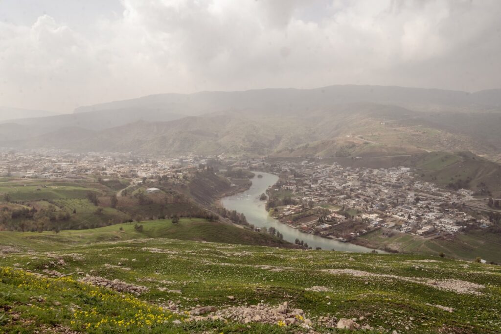 La situazione al confine tra Iraq e Iran: il racconto di un contrabbandiere curdo