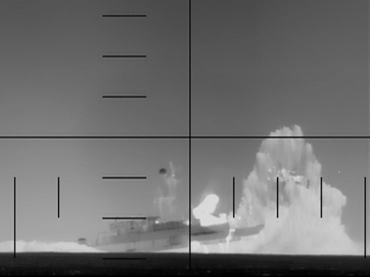 La Us Navy affonda la fregata iraniana Iris Dena: primo siluramento americano dal 1945