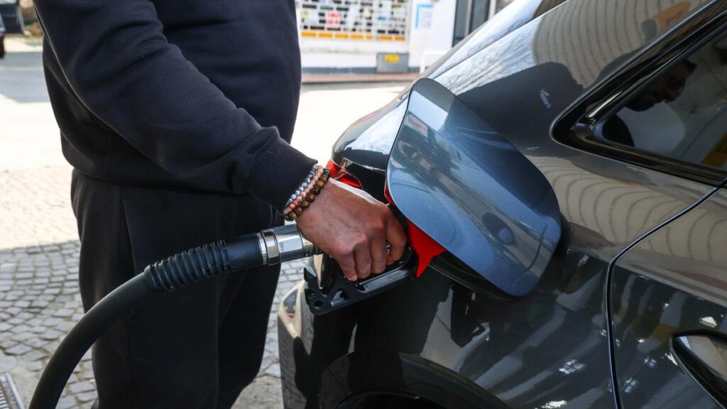 L'energia autonoma richiede azioni immediate per ridurre la dipendenza estera