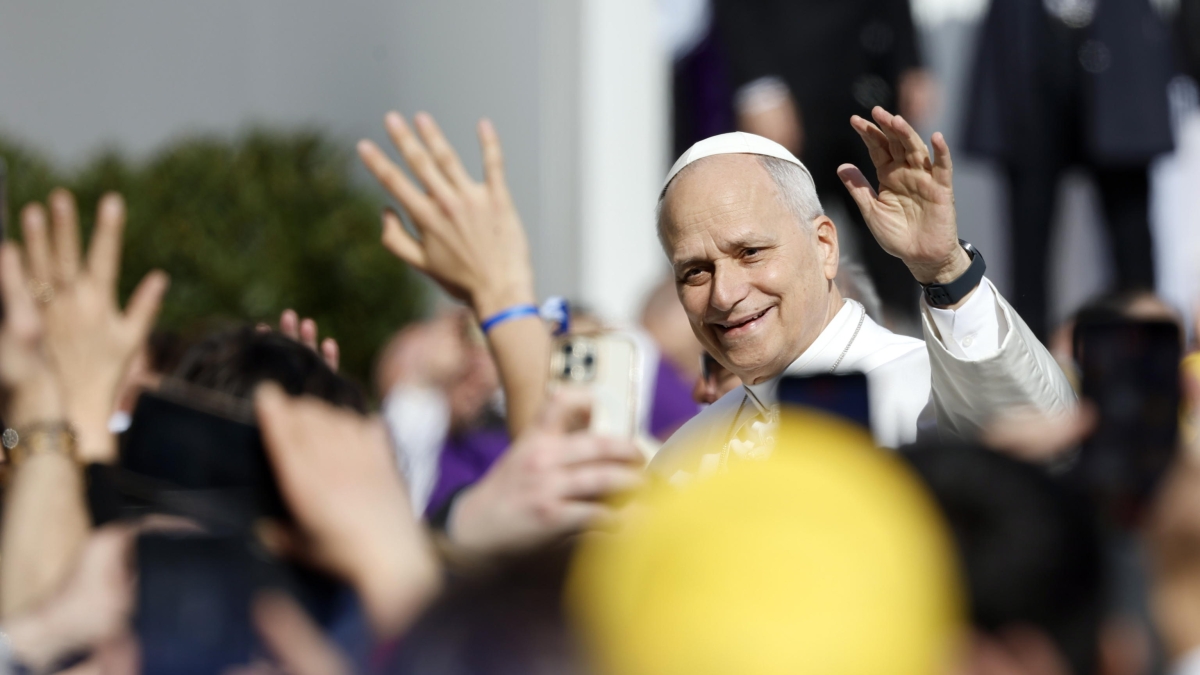 Leone XIV a Monaco: «Le guerre sono il risultato dell'idolatria del denaro»