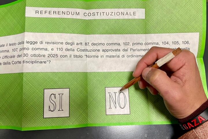 L'imam di Torino pubblica foto del suo voto per il No, "Ho scelto anche per Gaza"