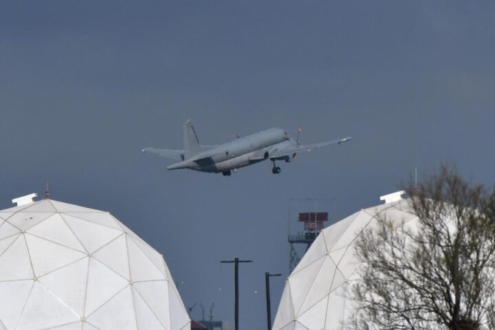 L'Italia rifiuta l'uso della base di Sigonella per voli Usa verso il Medio Oriente