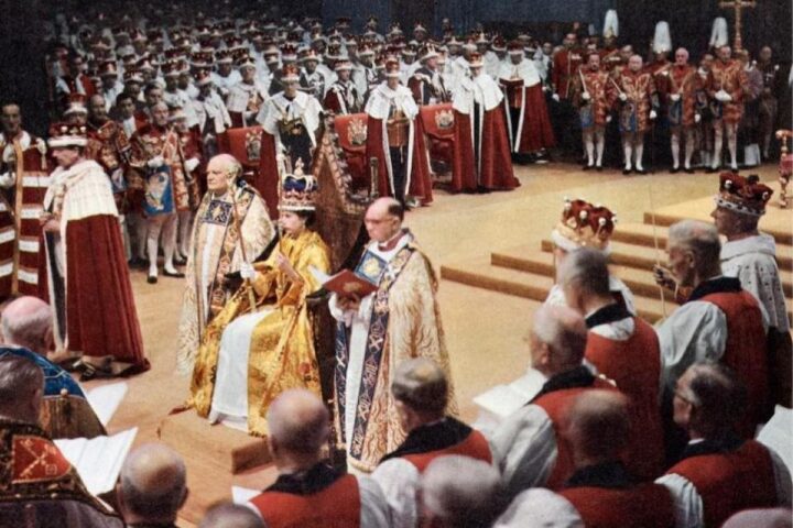 Londra dice addio ai duchi e conti ereditari alla Camera dei Lords con l'Hereditary Peers Bill