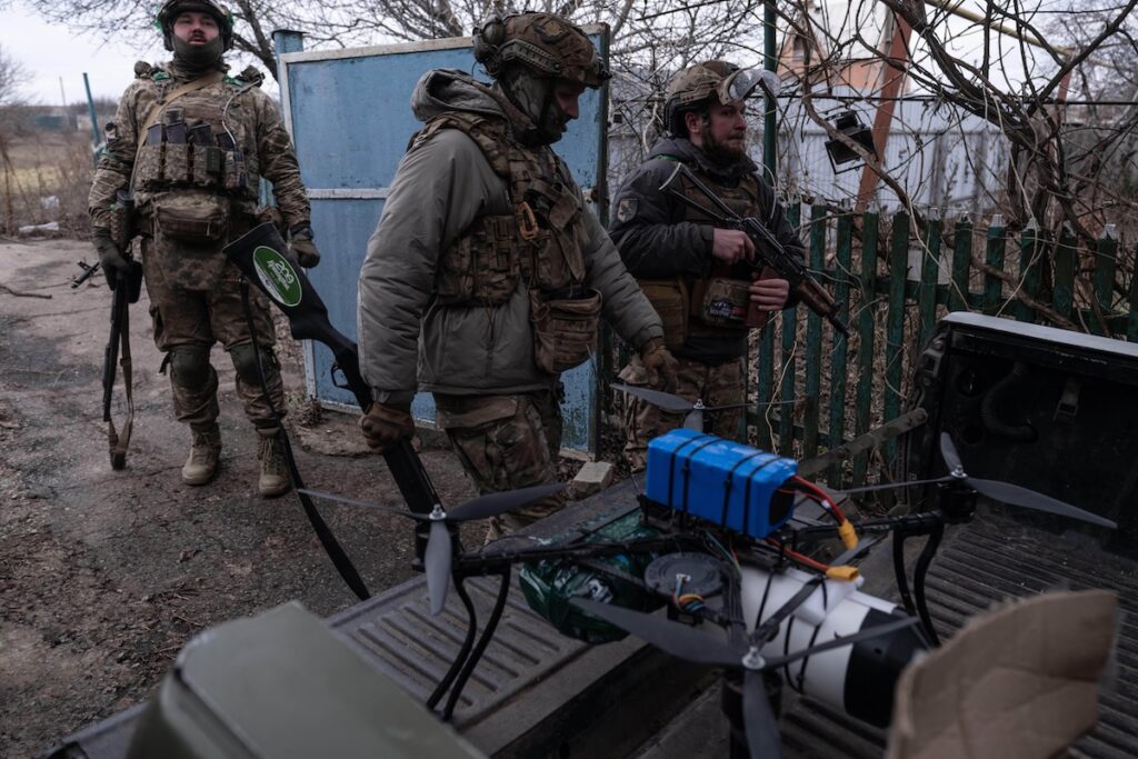 L'Ucraina condivide dati di guerra con alleati per addestrare sistemi di intelligenza artificiale militare