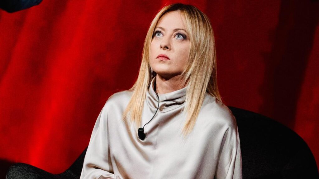 Meloni: "Interventi a Hormuz potrebbero portare a un maggiore coinvolgimento"