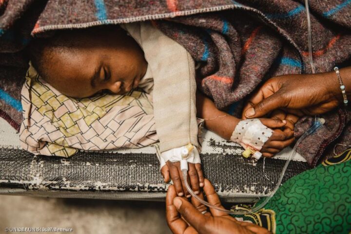 Nel 2024 si stimano 4,9 milioni di morti infantili sotto i 5 anni secondo un rapporto di UNICEF e OMS
