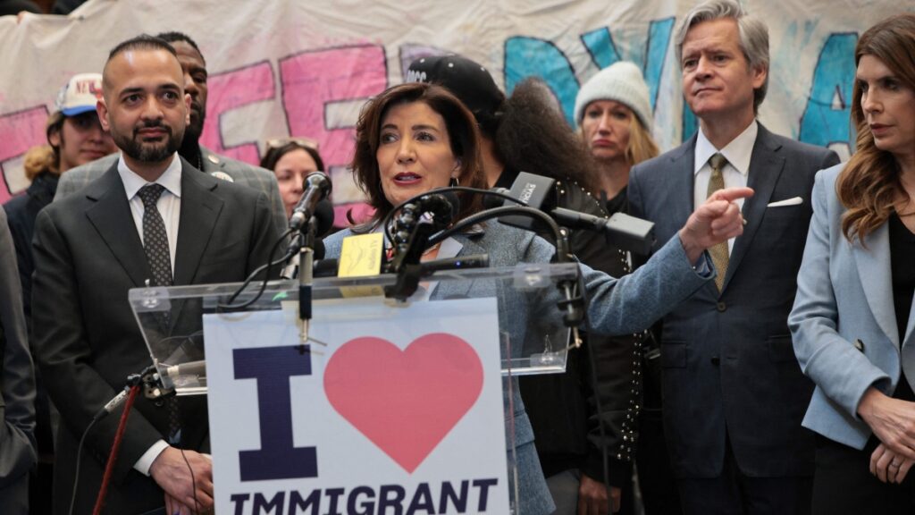 New York, partenza di 125 mila ricchi: persi 14 miliardi di gettito fiscale