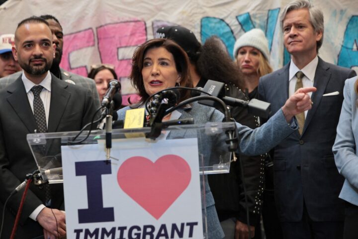 New York, partenza di 125 mila ricchi: persi 14 miliardi di gettito fiscale