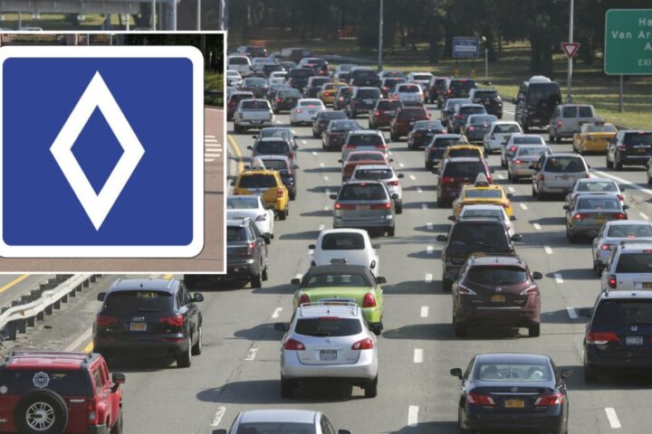 Nuovo segnale stradale per carpooling: rombo bianco su sfondo blu in Europa