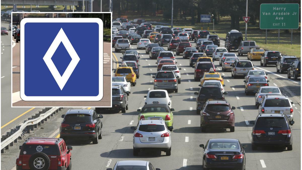 Nuovo segnale stradale per carpooling: rombo bianco su sfondo blu in Europa