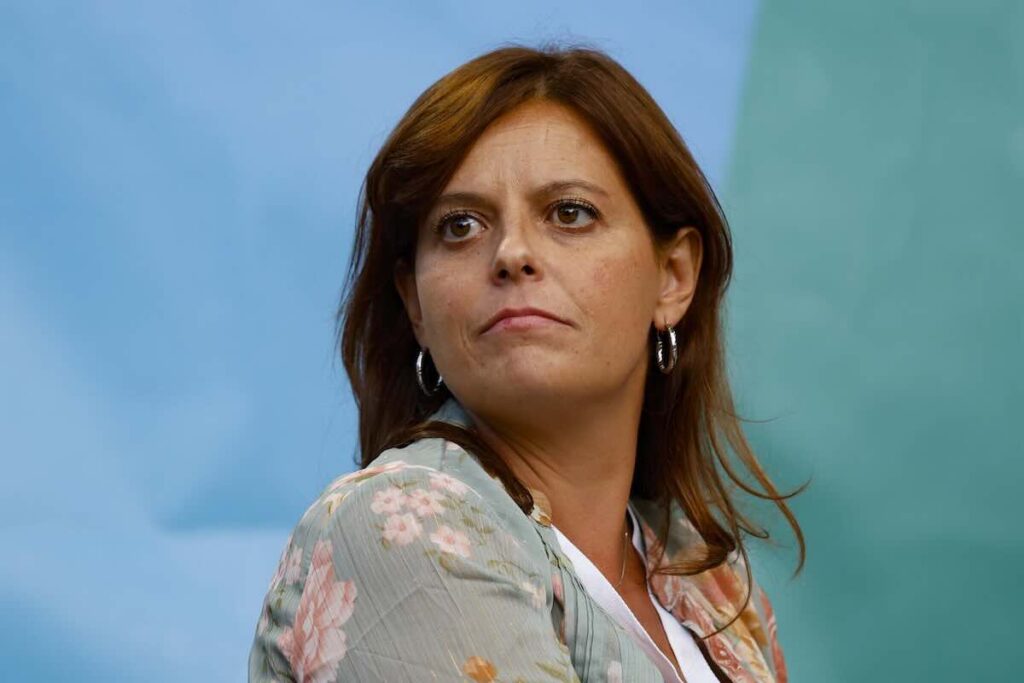 Perquisizione all’hotel di Roma per Ilaria Salis: «La polizia mi ha interrogato sulle mie intenzioni per il corteo»