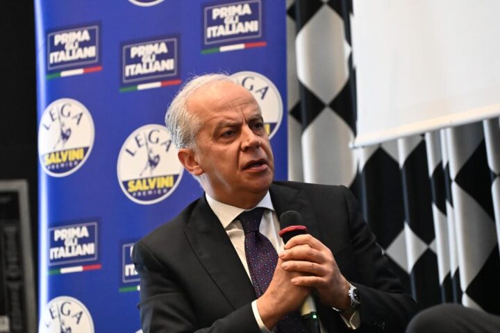 Piantedosi: il rischio jihadista richiede un monitoraggio costante delle minacce